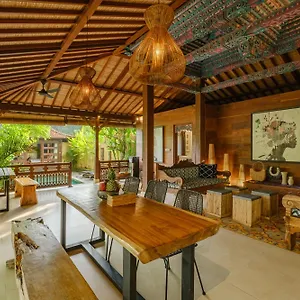  Villa Dharuna Indonesia